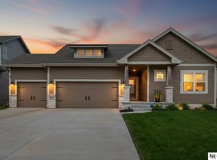 4410 S 213th St, Elkhorn, NE 68022