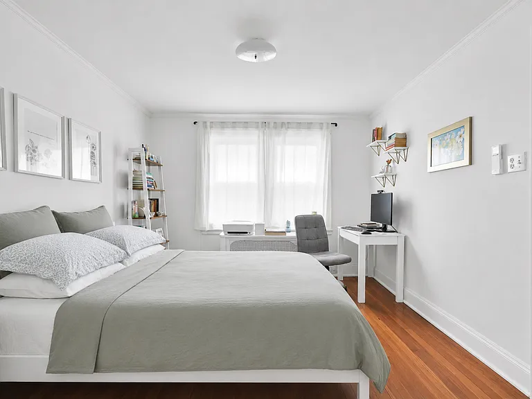 21-17 28th St #HOME — Photo 9
