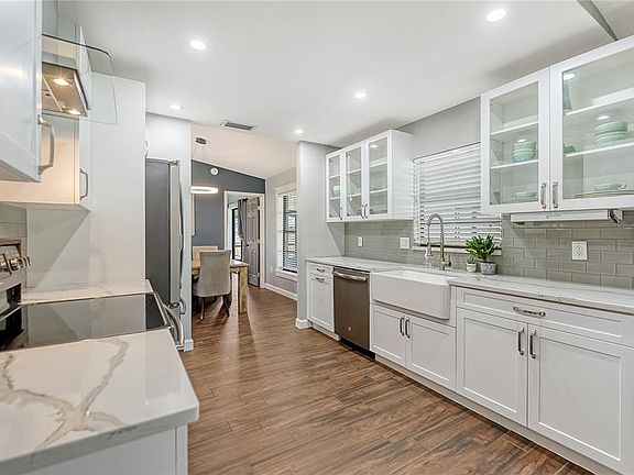 5th image of 1551 GEORGETOWNE LANE