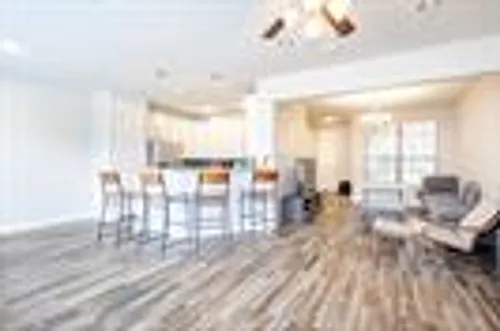 3009 Galveston St Photo 1