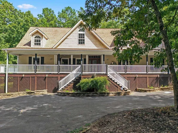 2260 Secretarys Rd, Scottsville, VA 24590