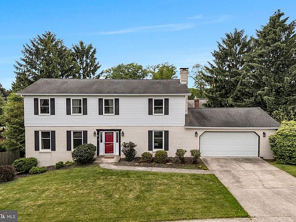 3rd image of 140 Fineview Rd