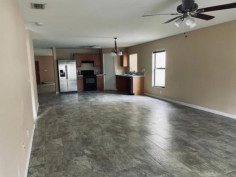 4115 Millicent Cir — Photo 23