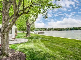 26 Fairlane Dr, Warsaw, IN 46580