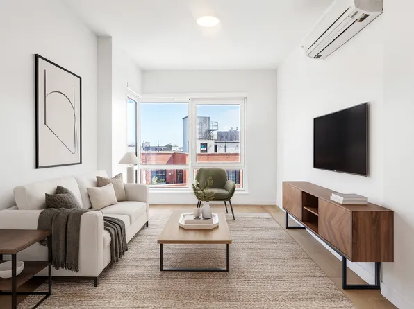 108 Downing Street image 1 of 9