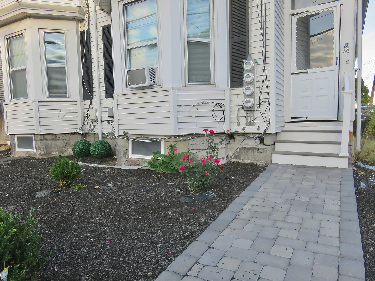 Studio, 450 sqft, $2,200 — Photo 2