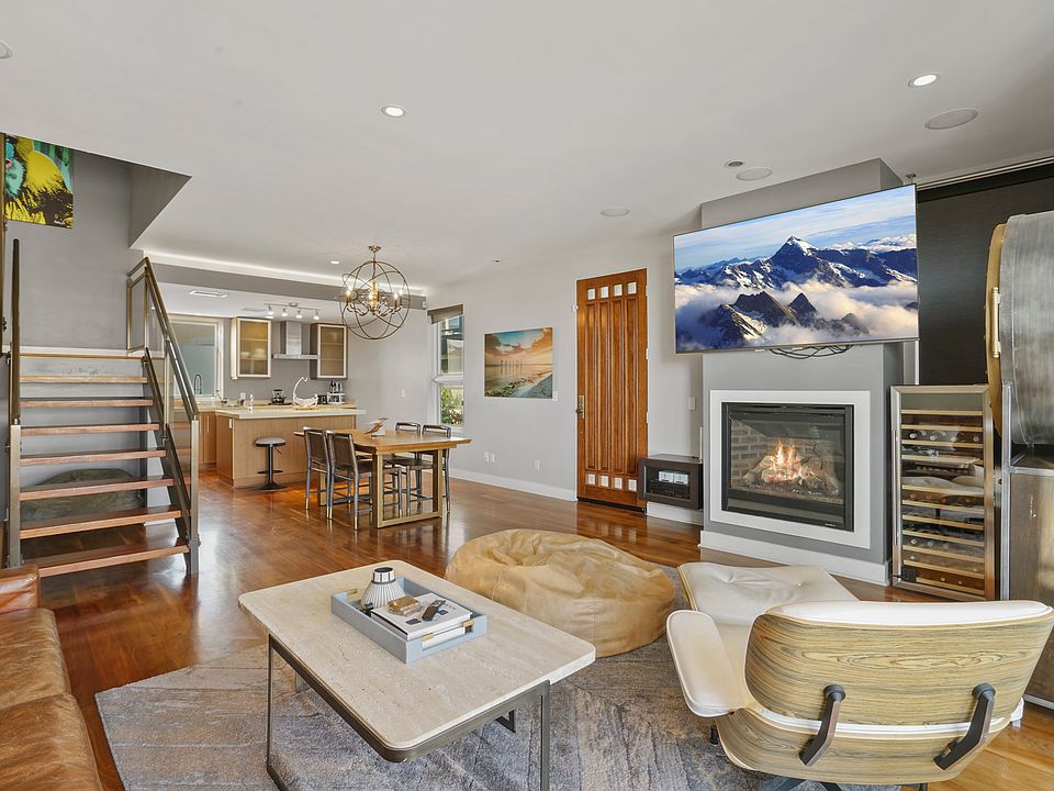 Living and Dining Area