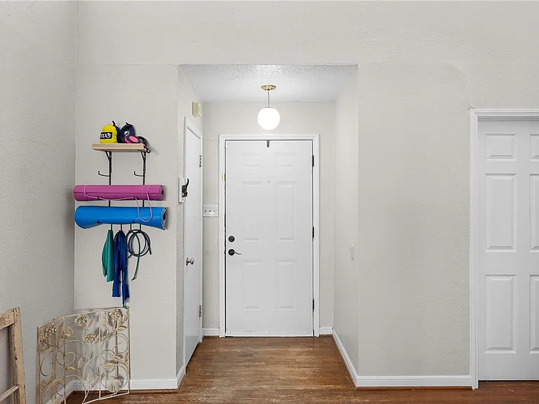 1214 Munson Ave — Photo 8