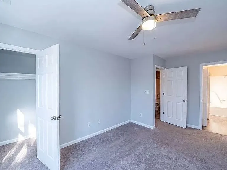 25 Glen Burnie Rd — Photo 12
