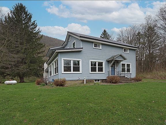 3rd image of 7084 N Glen Haven Rd