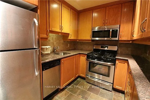 510 Jarvis St #14