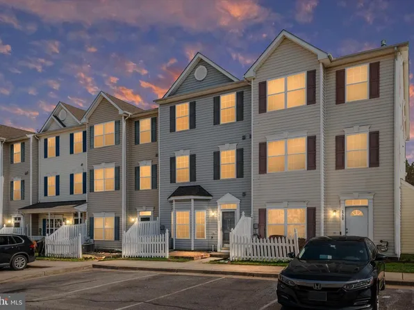 1725 Barnett Ct, Severn, MD 21144