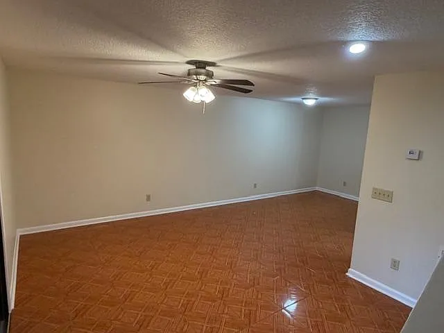 5627 Pinebay Cir S — Photo 20