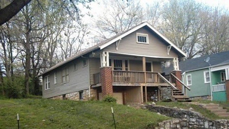 1st image of 2532 Denver Ave