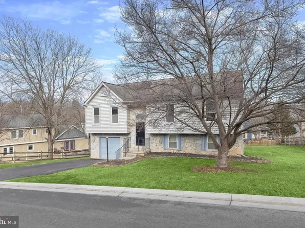 6653 E Lakeridge Rd, New Market, MD 21774