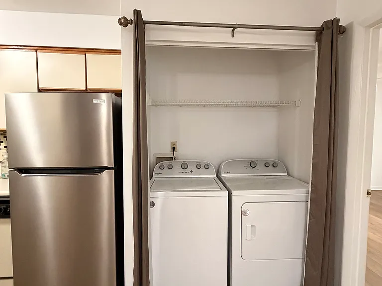 366 Summerwalk Cir — Photo 8