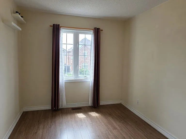 2030 Bur Oak Ave — Photo 27