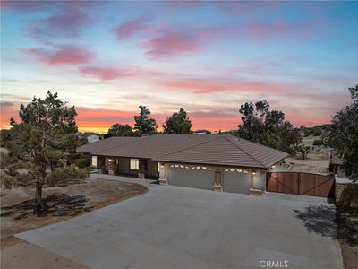 9153 Kittering Rd, Oak Hills, CA, 92344