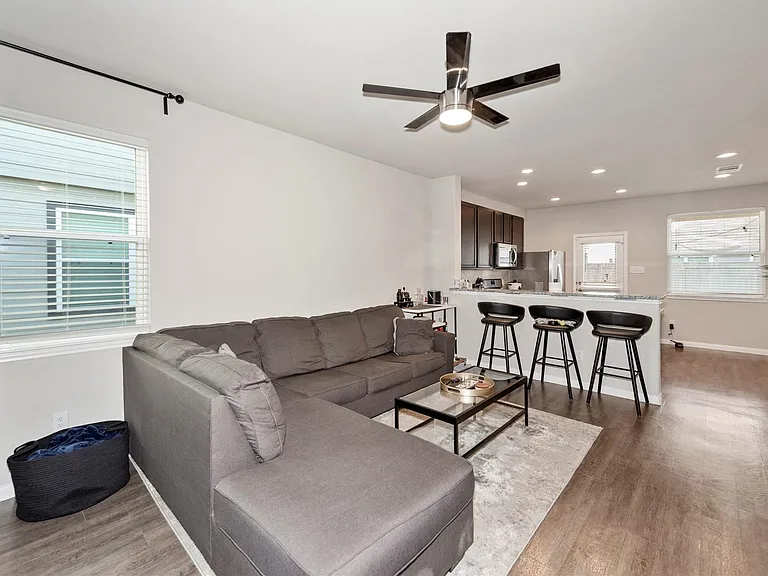 3544 Wooded Ln — Photo 4