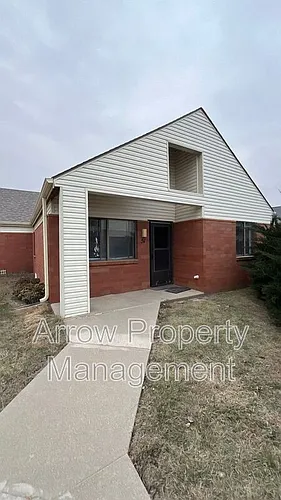 11141 N 137th St Photo 1