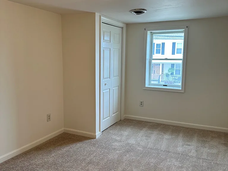 5105 Doubs Rd — Photo 9