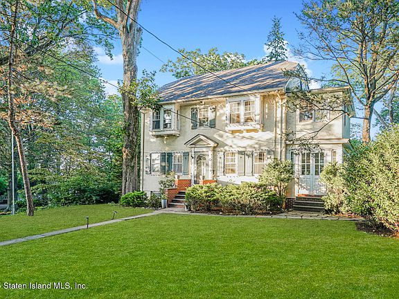 2nd image of 239 Douglas Rd