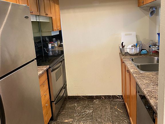 2nd image of 250 Webb Dr #1207