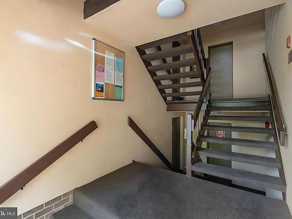 3rd image of 6063 Majors Ln Unit 3