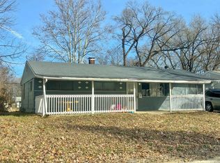 1705 Andrews Dr, Cahokia, IL