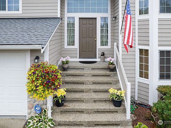 3rd image of 10610 248th Street Ct E