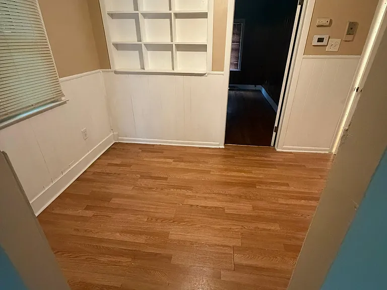20852 Ridgemont Rd — Photo 3