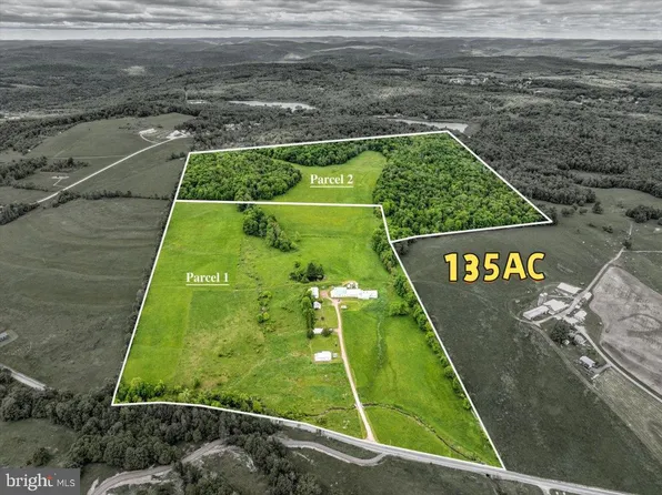 115A Hellmers Hill Rd, Equinunk, PA 18417