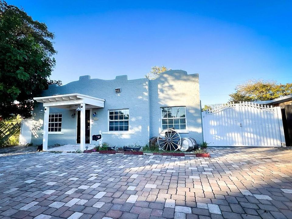 1st image of 521 Palmetto Street