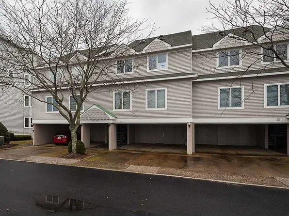 902 Ocean Dr, Cape May, NJ 08204