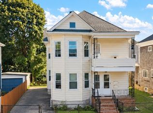 436-438 Arnold St, New Bedford, MA 02740