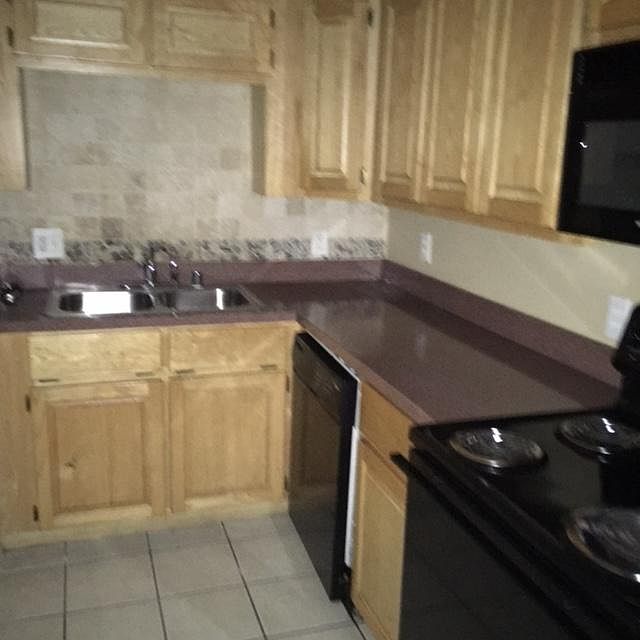2nd image of 1738 Cliffcrest Dr