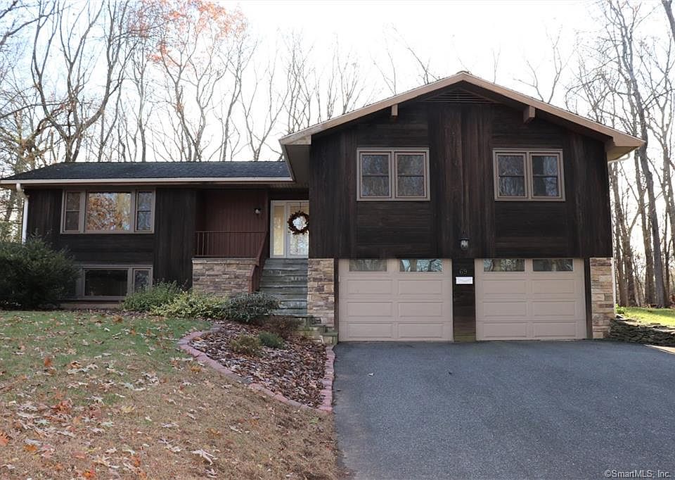 1st image of 69 Deepwood Dr