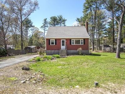 8 Shaw St, Carver, MA, 02330