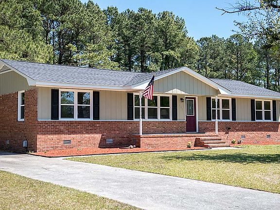 2nd image of 108 Carolina Dr