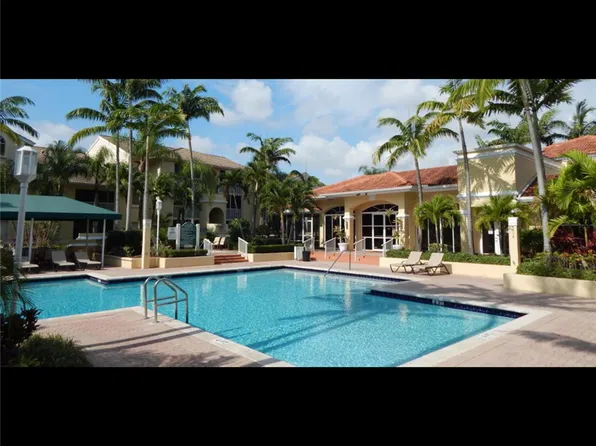 19206 Glenmoor Dr, West Palm Beach, FL 33409