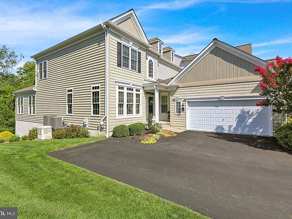 3rd image of 333 S Caldwell Cir