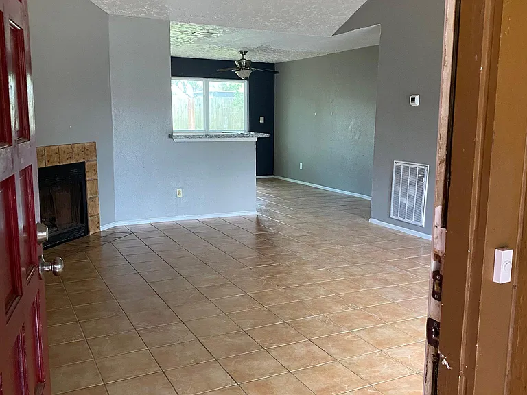 16339 Meadowbrook Farm Rd — Photo 22