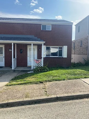 13 Franklin Ave Photo 1