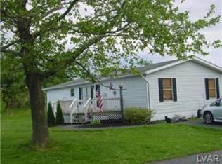 185 Greenbriar Dr S, Bath, PA 18014