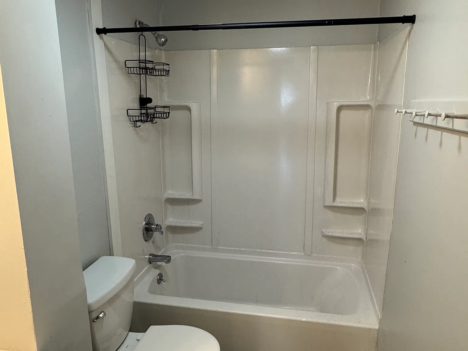 2 bed, $1,650 — Photo 4