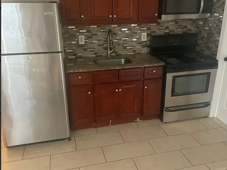 1245 College Ave #201 — Photo 2