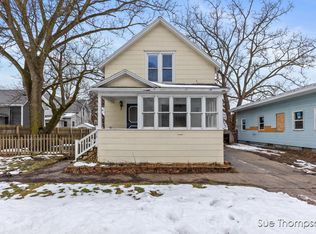 215 Alderman St, Belding, MI 48809