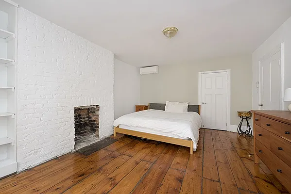 Rented by M.Woods & Associates | media 25