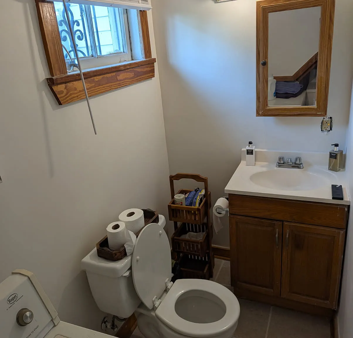 1 bed, 1200 sqft, $1,050 — Photo 4
