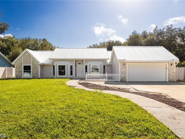 115 N Oak St, Labelle, FL 33935